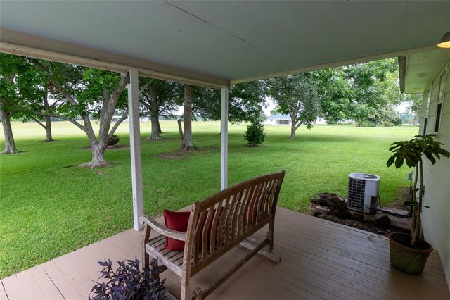 2710 County Road 2274, Cleveland, TX 77327