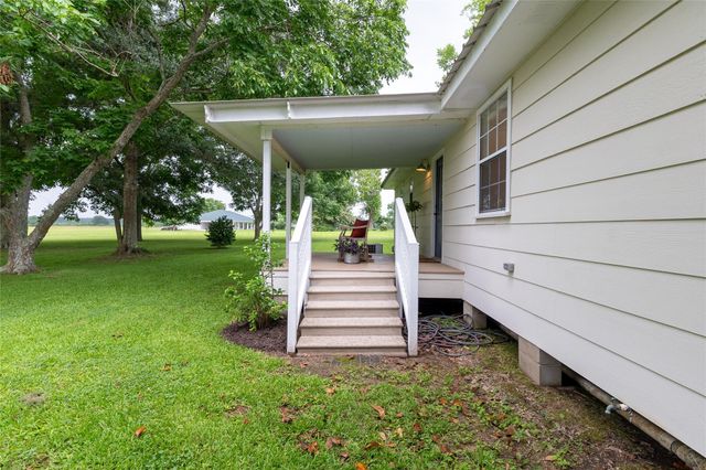 2710 County Road 2274, Cleveland, TX 77327
