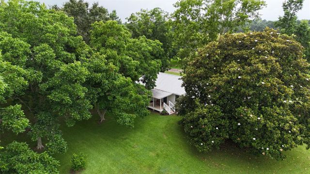 2710 County Road 2274, Cleveland, TX 77327