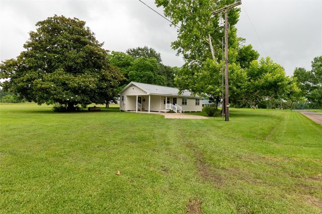 2710 County Road 2274, Cleveland, TX 77327