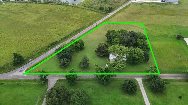 2710 County Road 2274, Cleveland, TX 77327