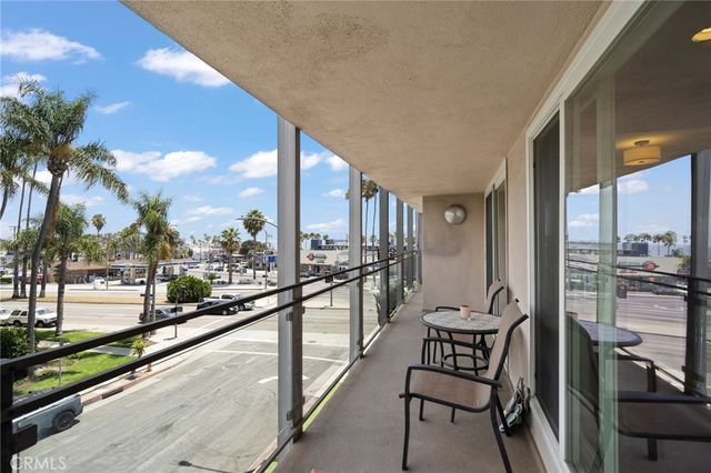 3819 East Livingston Drive 9, Long Beach, CA 90803