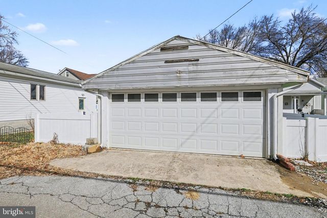 129 POPLAR AVE, Hummelstown, PA 17036