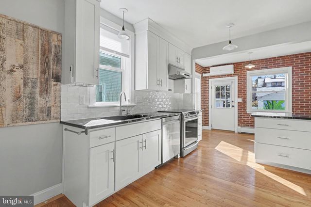 129 POPLAR AVE, Hummelstown, PA 17036