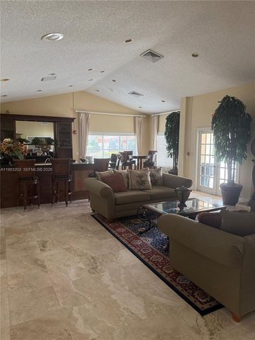 3310 N Pinewalk Dr N 1833, Margate, FL 33063