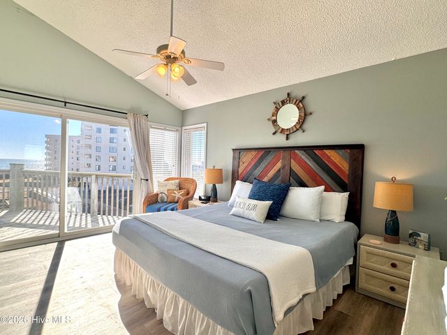 8801 Reed Drive 208n, Emerald Isle, NC 28594