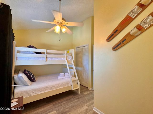 8801 Reed Drive 208n, Emerald Isle, NC 28594