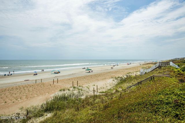 8801 Reed Drive 208n, Emerald Isle, NC 28594
