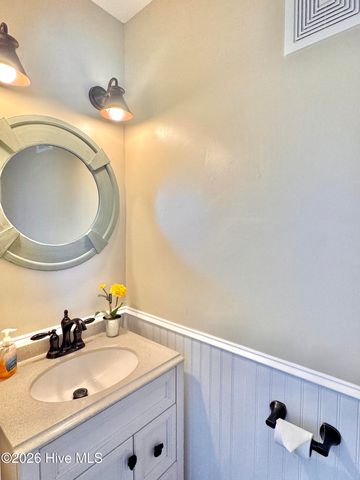 8801 Reed Drive 208n, Emerald Isle, NC 28594