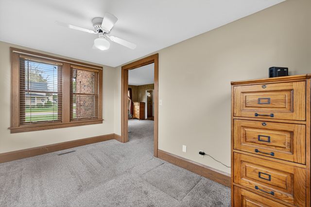 629 E Lincoln Avenue, Belvidere, IL 61008