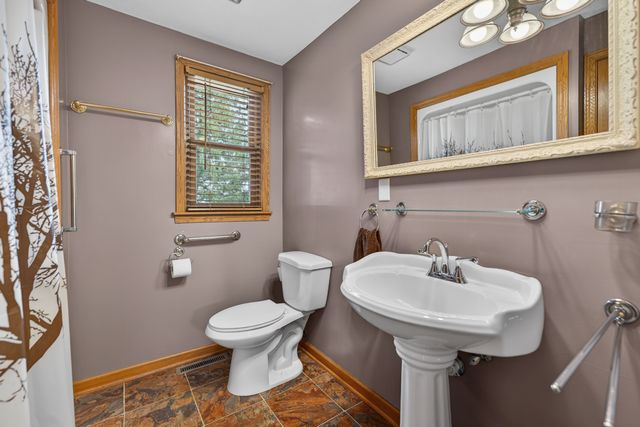 629 E Lincoln Avenue, Belvidere, IL 61008