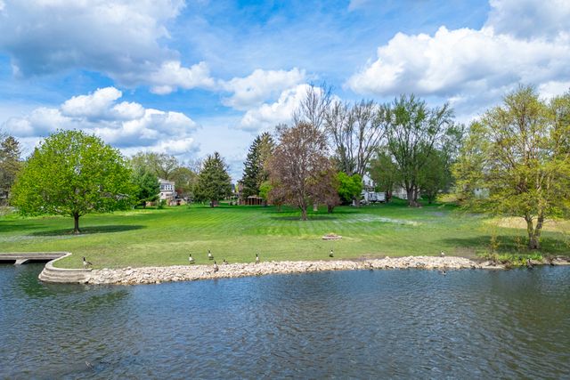629 E Lincoln Avenue, Belvidere, IL 61008