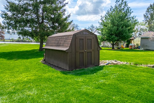629 E Lincoln Avenue, Belvidere, IL 61008