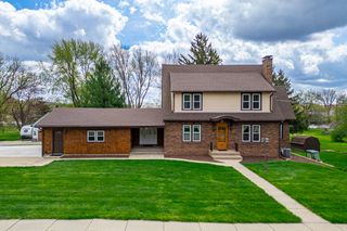 629 E Lincoln Avenue, Belvidere, IL 61008