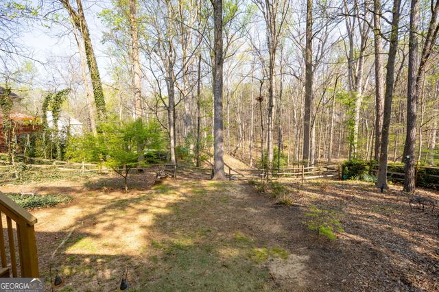 2093 Halfmoon Bluff NW, Kennesaw, GA 30152