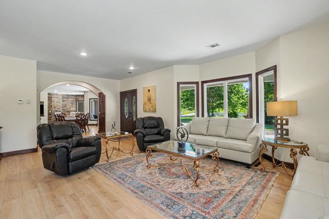 1662 66th Street, Fennville, MI 49408