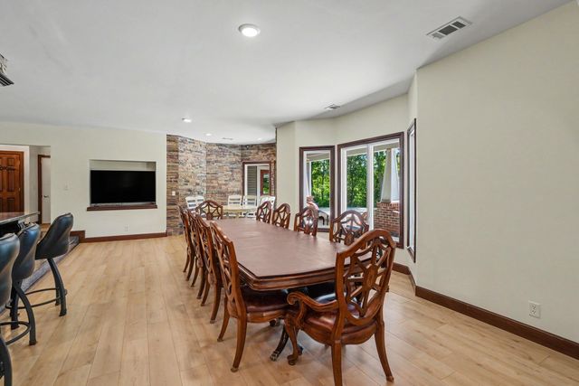 1662 66th Street, Fennville, MI 49408