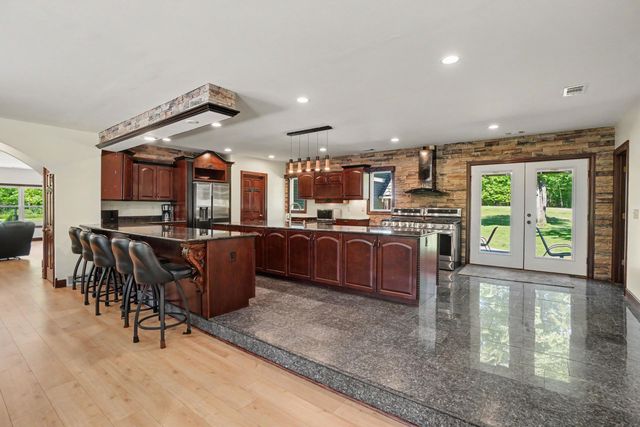 1662 66th Street, Fennville, MI 49408
