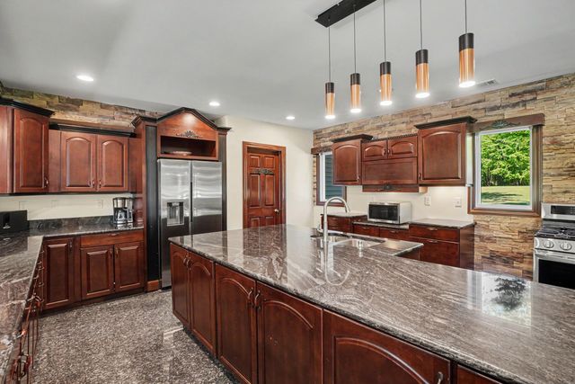 1662 66th Street, Fennville, MI 49408
