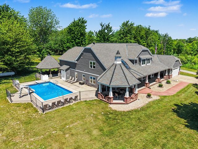 1662 66th Street, Fennville, MI 49408