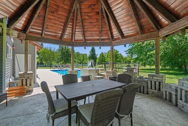 1662 66th Street, Fennville, MI 49408