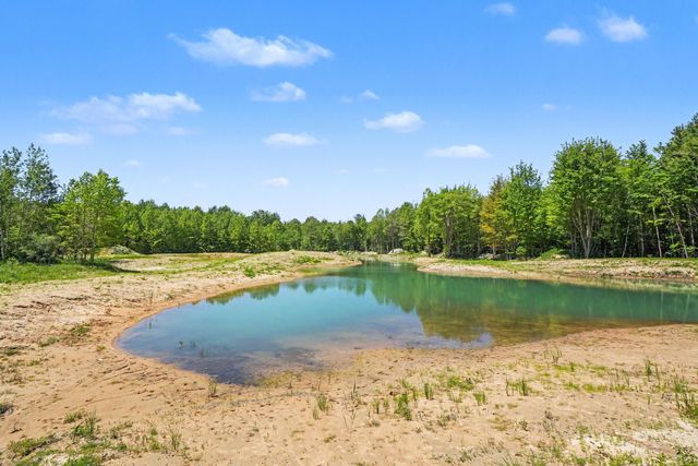 1662 66th Street, Fennville, MI 49408