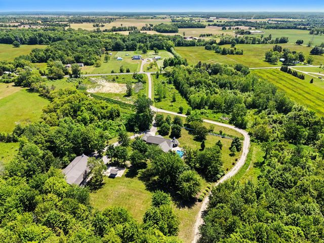 1662 66th Street, Fennville, MI 49408
