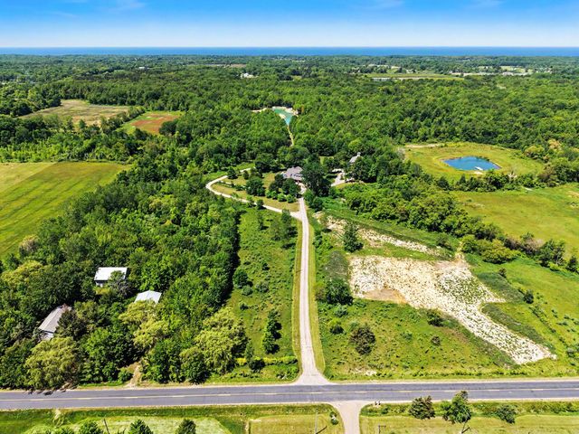 1662 66th Street, Fennville, MI 49408