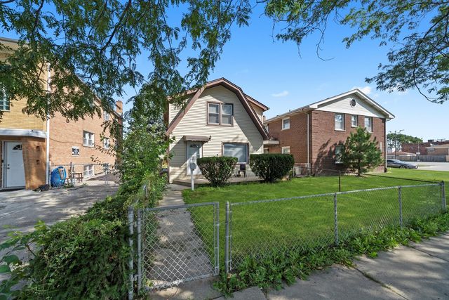 6040 W 79TH Street, Burbank, IL 60459