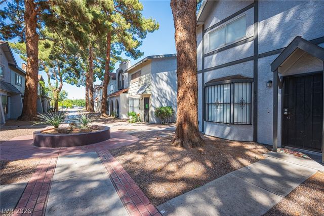 870 Stainglass Lane, Las Vegas, NV 89110