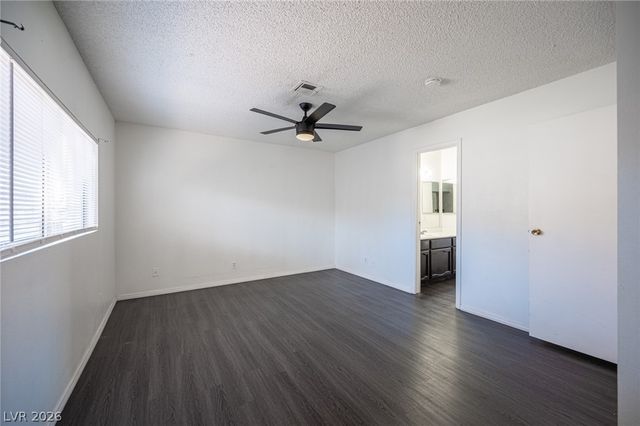 870 Stainglass Lane, Las Vegas, NV 89110