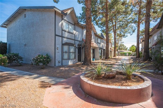 870 Stainglass Lane, Las Vegas, NV 89110