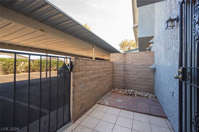 870 Stainglass Lane, Las Vegas, NV 89110