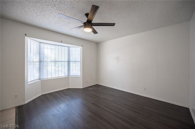 870 Stainglass Lane, Las Vegas, NV 89110