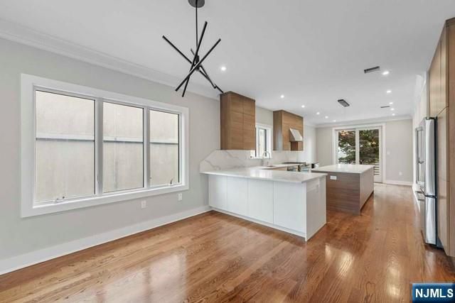 211 Warwick Avenue 1, Fort Lee, NJ 07024