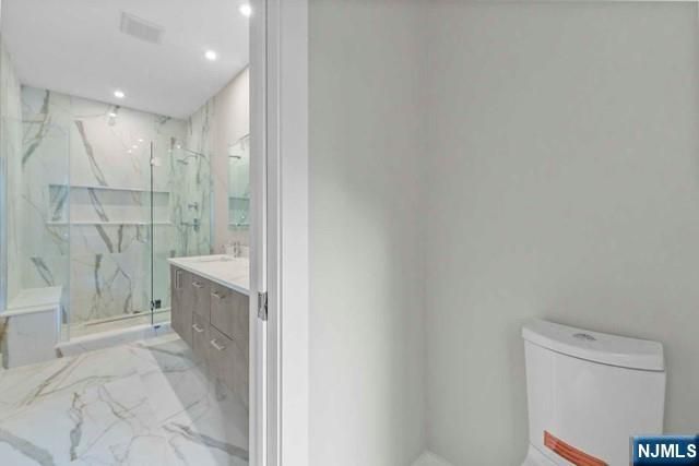 211 Warwick Avenue 1, Fort Lee, NJ 07024