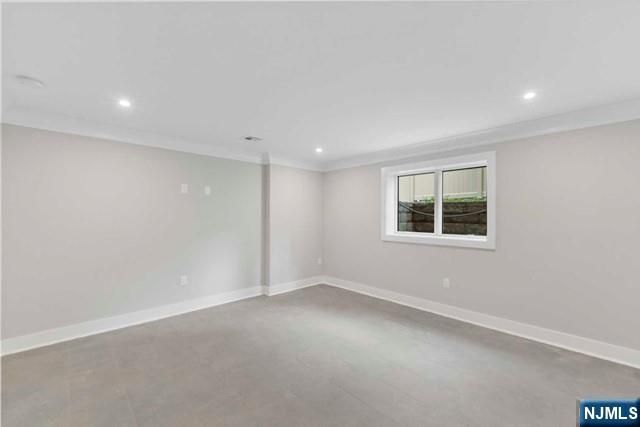 211 Warwick Avenue 1, Fort Lee, NJ 07024