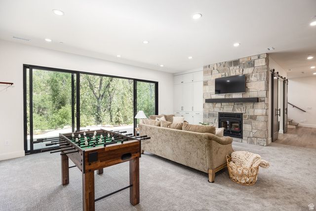 178 N OAKWOOD CIR, Springville, UT 84663