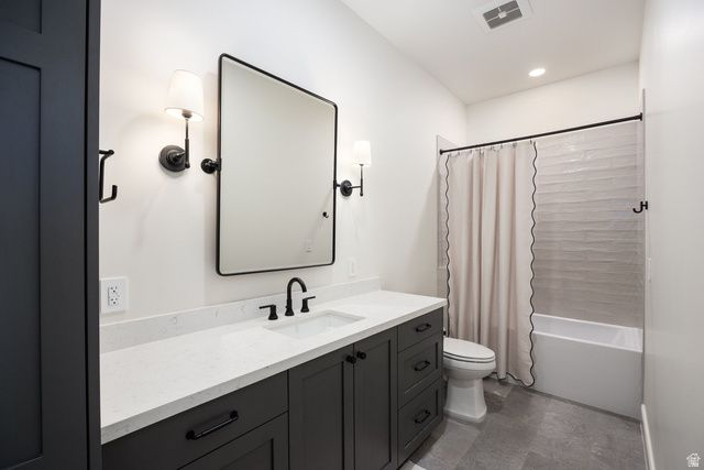178 N OAKWOOD CIR, Springville, UT 84663