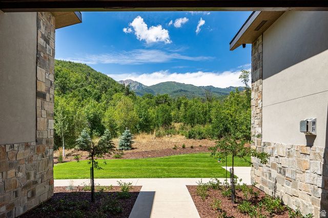 178 N OAKWOOD CIR, Springville, UT 84663