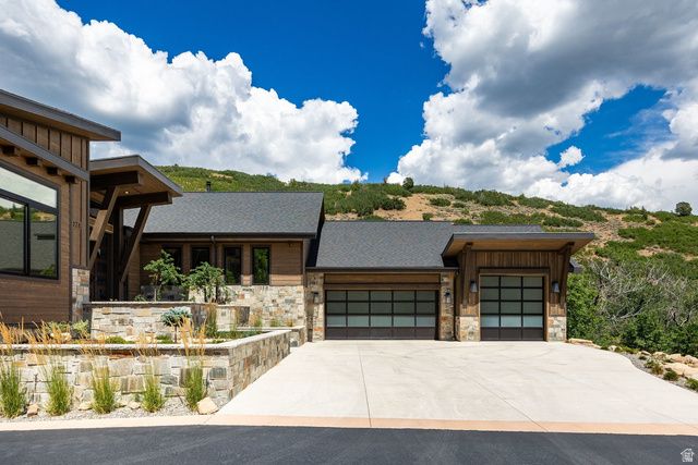 178 N OAKWOOD CIR, Springville, UT 84663