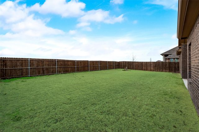 2910 Winchester Avenue, Melissa, TX 75454