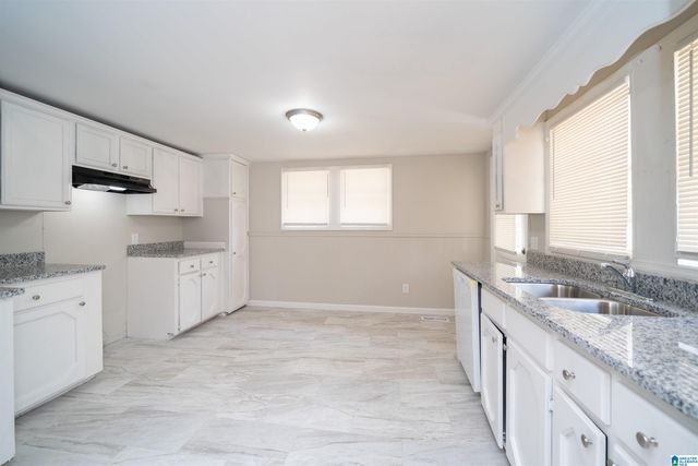 1317 12TH STREET N, Bessemer, AL 35020