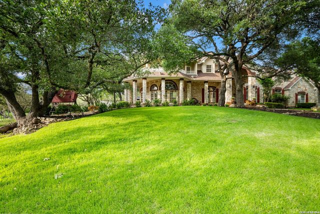 8040 Rolling Acres Trail, Fair Oaks Ranch, TX 78015