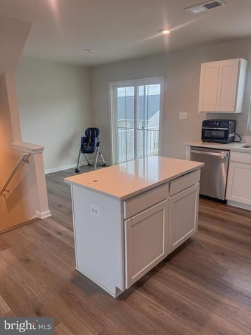 18240 CAPITAL CT, Ruther Glen, VA 22546