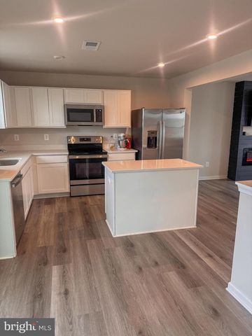 18240 CAPITAL CT, Ruther Glen, VA 22546