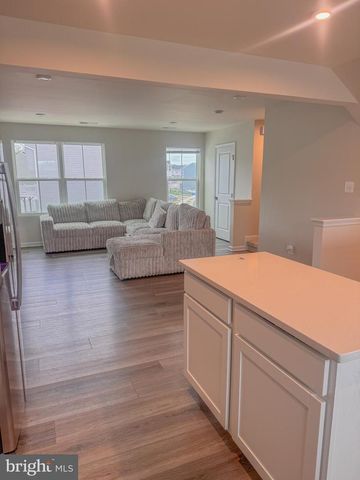 18240 CAPITAL CT, Ruther Glen, VA 22546