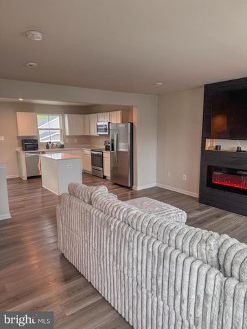 18240 CAPITAL CT, Ruther Glen, VA 22546