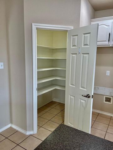 2517 Early Bird Drive, Arlington, TX 76001