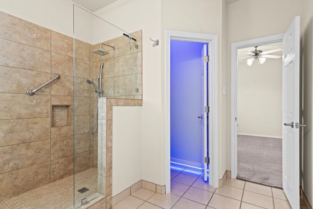 2517 Early Bird Drive, Arlington, TX 76001